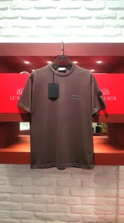 MONCLER لايت لوگو